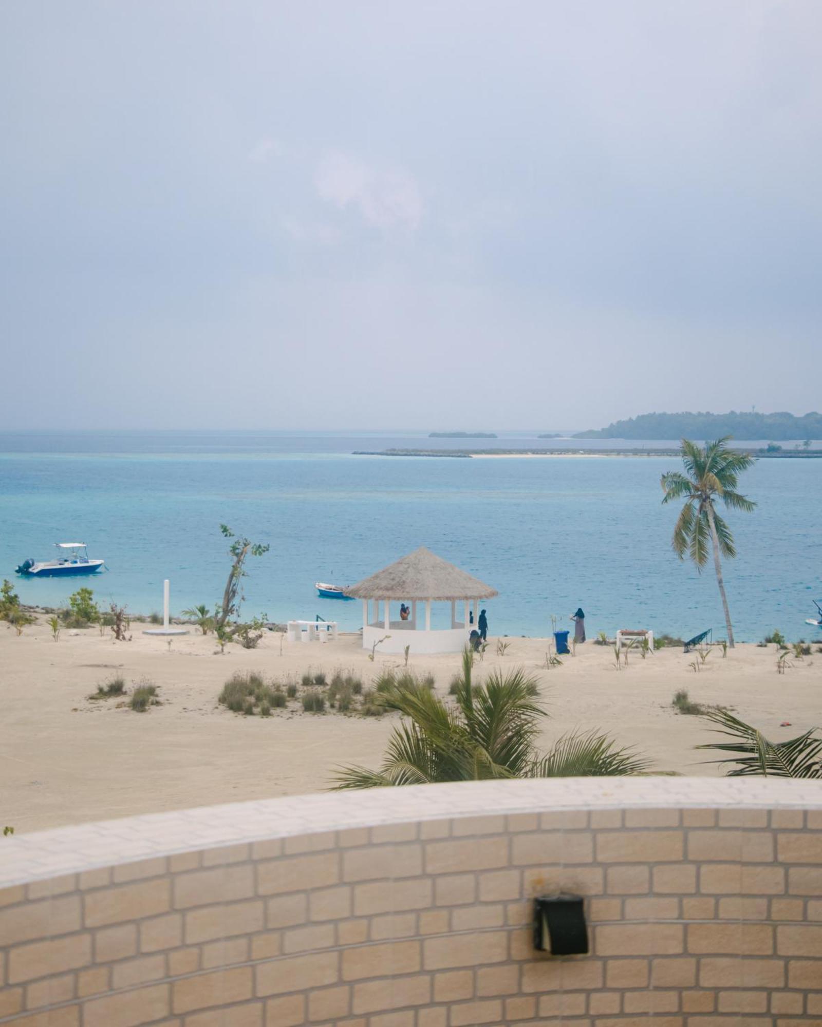 Iris Beach Residence Guraidhoo  Exterior photo